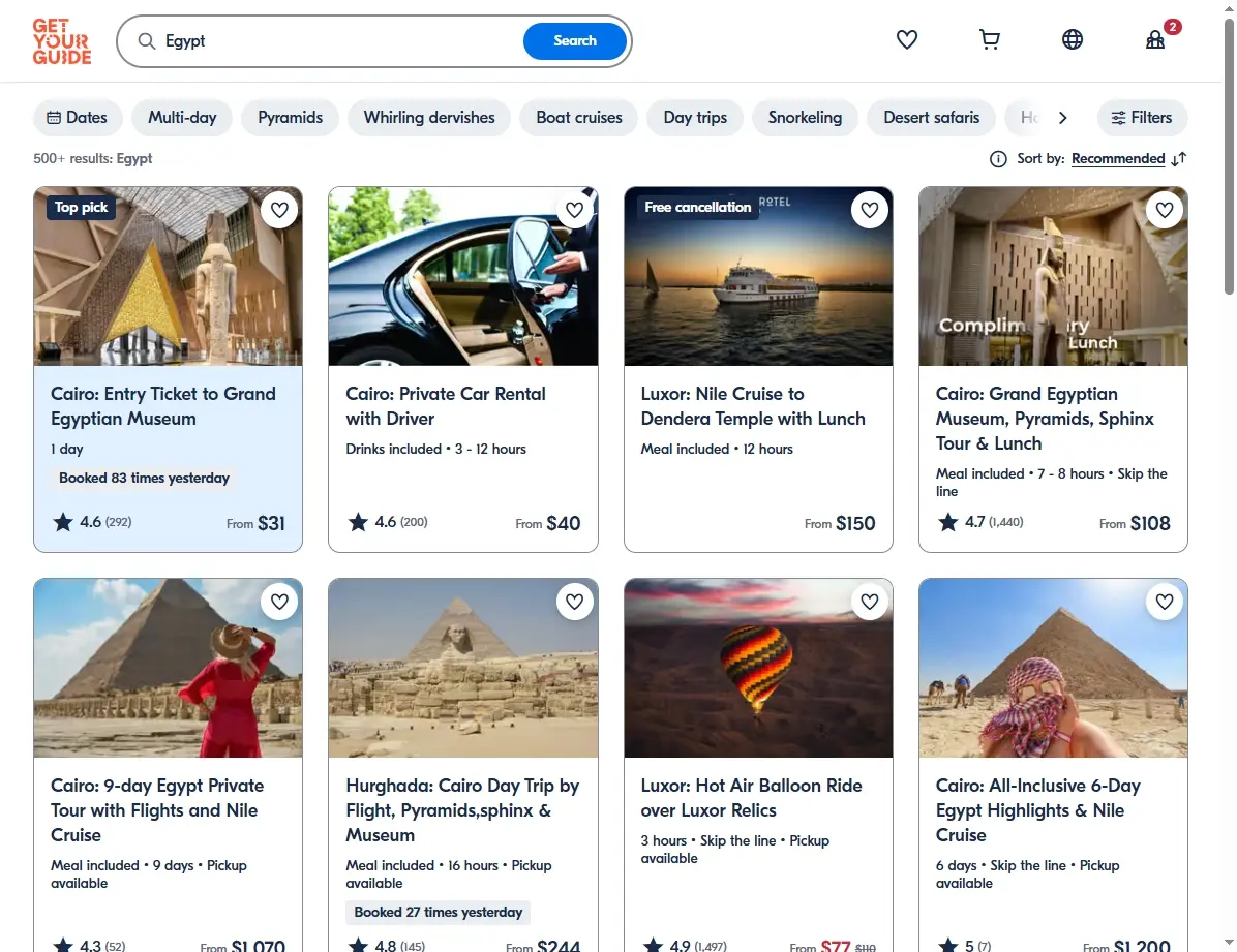Screenshot einer Buchungswebsite mit Aktivitäten und Ausflügen in Ägypten