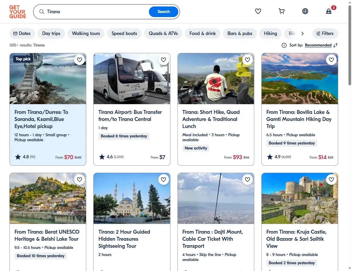 Screenshot einer Seite mit Aktivitäten in Tirana